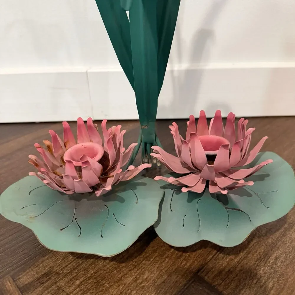 Vintage Tole Metal Lily Pad Cattail Lotus Candleholder Sconce Wall Hanging